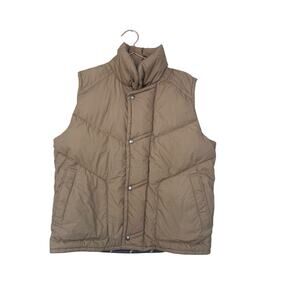 St. John’s bay neutral down filled puffer vest size large